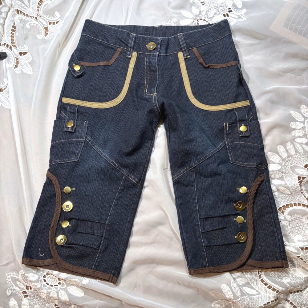 Y2K RARE Grunge Subversive Whats Hot Dark Wash Denim Capri Pants Contrast Trim